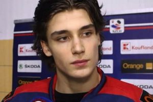 DIY Hockey LPSG: Crafting Mini Hockey Worlds! Your Ultimate Source for Hockey Updates, Training Guides, and Equipment Recommendations DIY Hockey LPSG: Crafting Mini Hockey Worlds! | Your Ultimate Source for Hockey Updates, Training Guides, and Equipment Recommendations